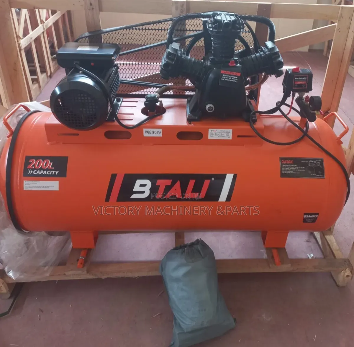 BT 200BDAC Belt-Driven 3-Piston Compressor