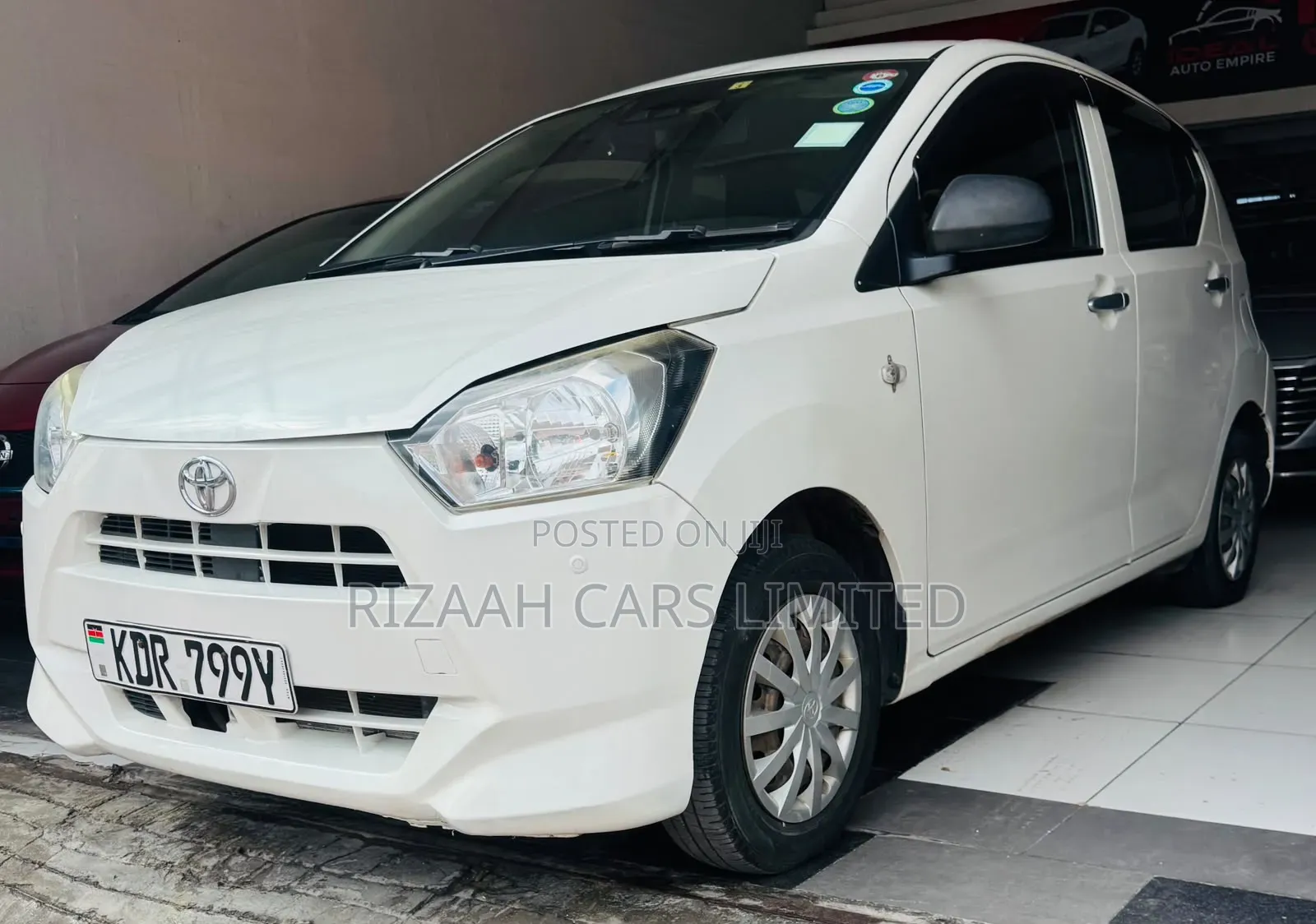 Daihatsu Mira 2018 White