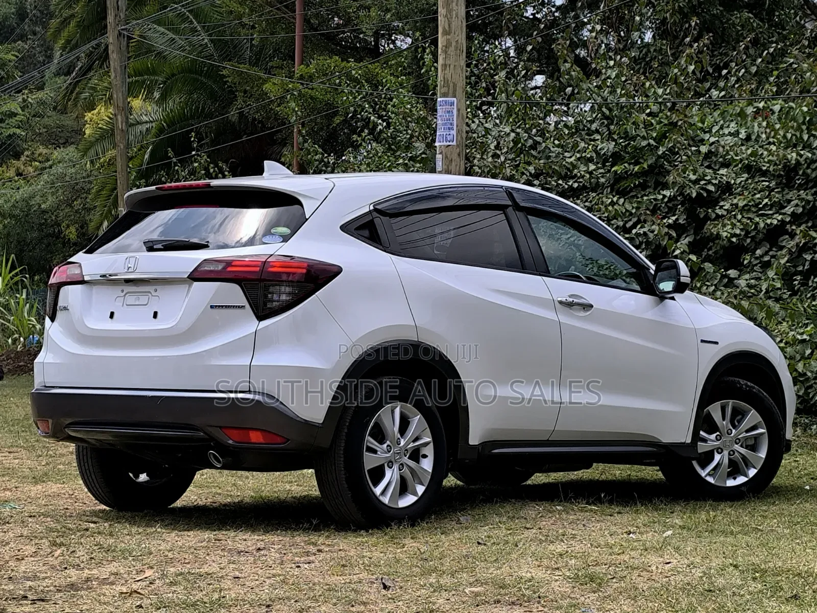 Honda Vezel 1.5 Hybrid 2WD 2019 White