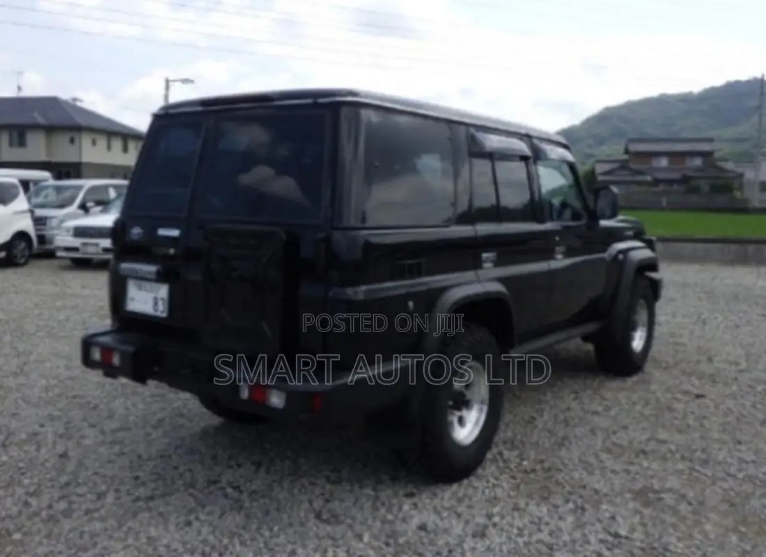 Toyota Land Cruiser 2024 Black