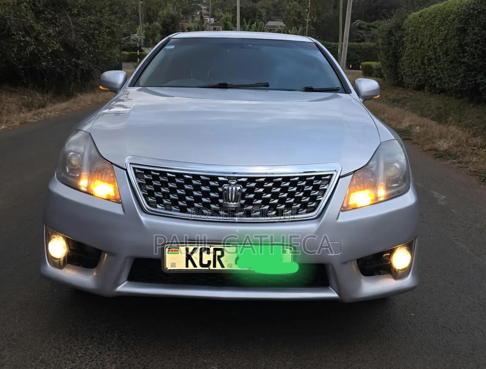 Toyota Crown 2012 Silver