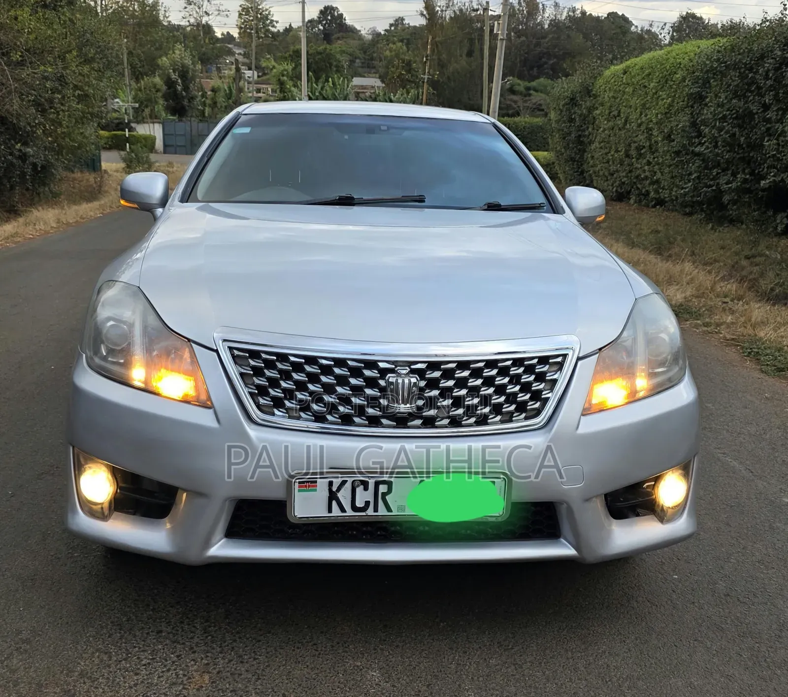 Toyota Crown 2012 Silver