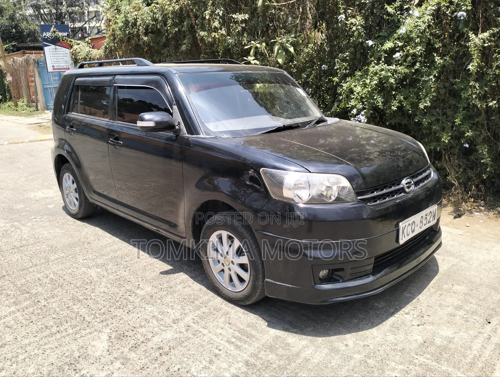 Toyota Corolla Rumion 2011 Black