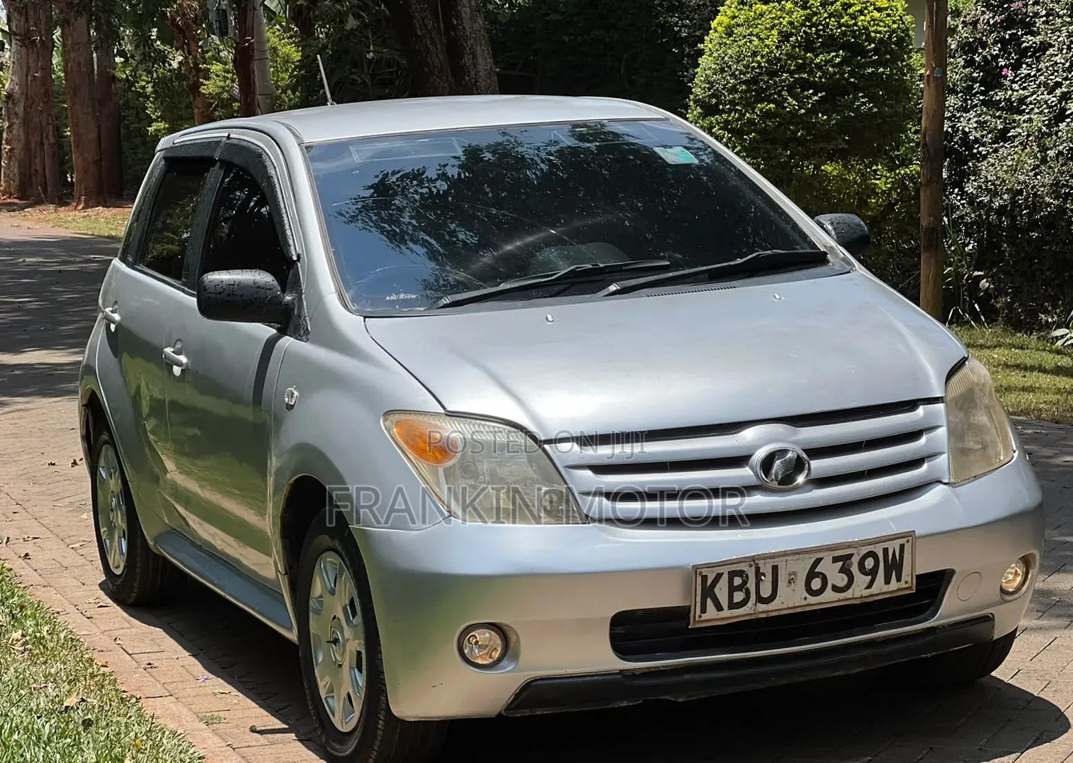 Toyota IST 2007 Silver