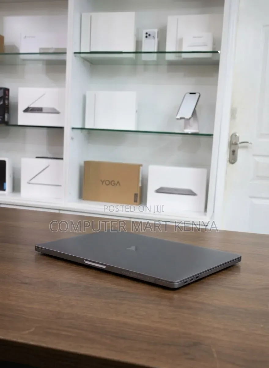 New Laptop Apple MacBook Pro 2019 64GB Intel Core i9 SSD 1T