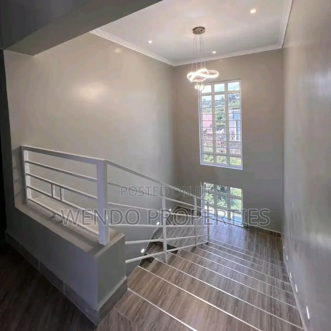 4bdrm Maisonette in Ol Keri for sale