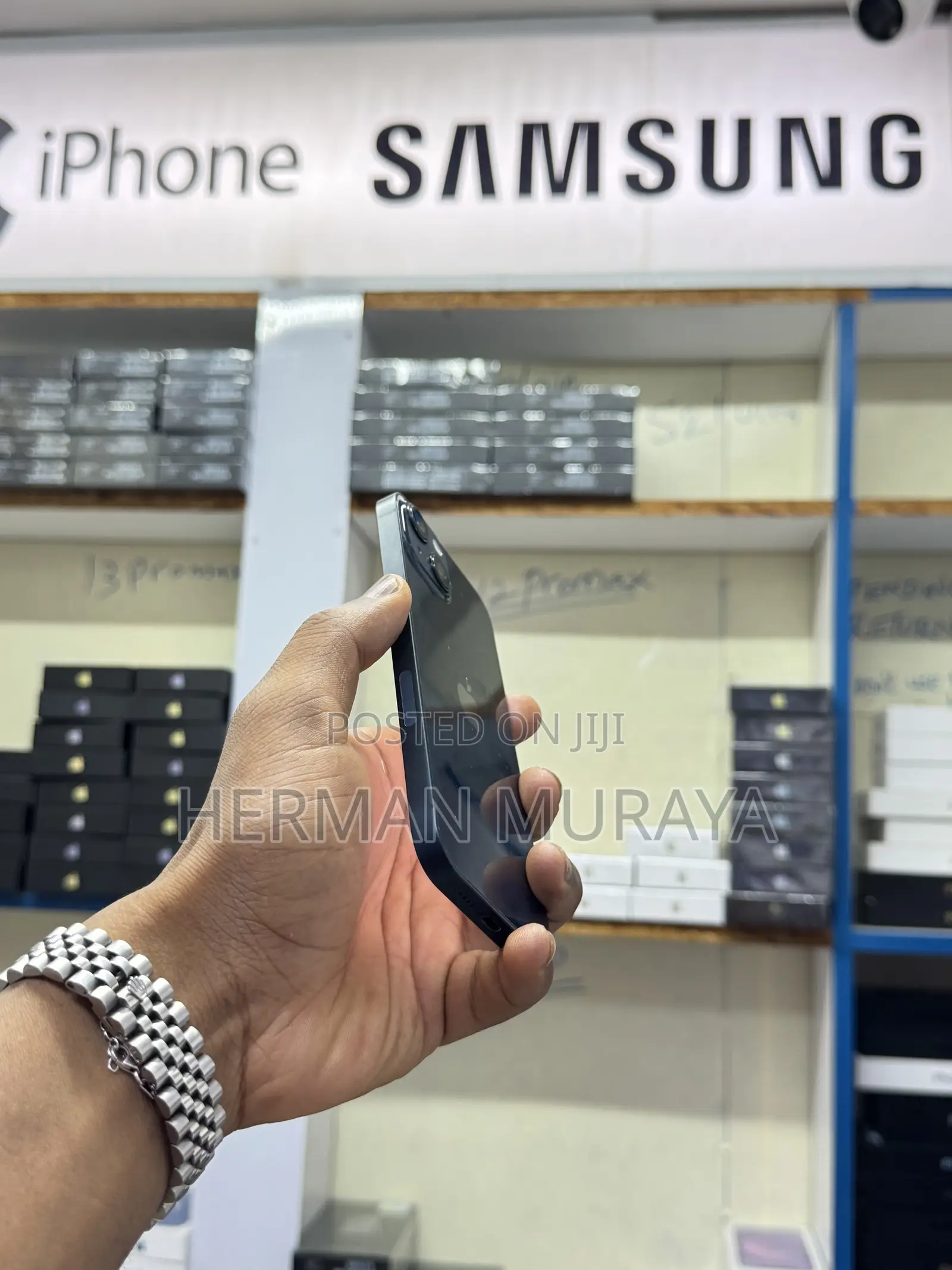 New Apple iPhone 13 256 GB Black