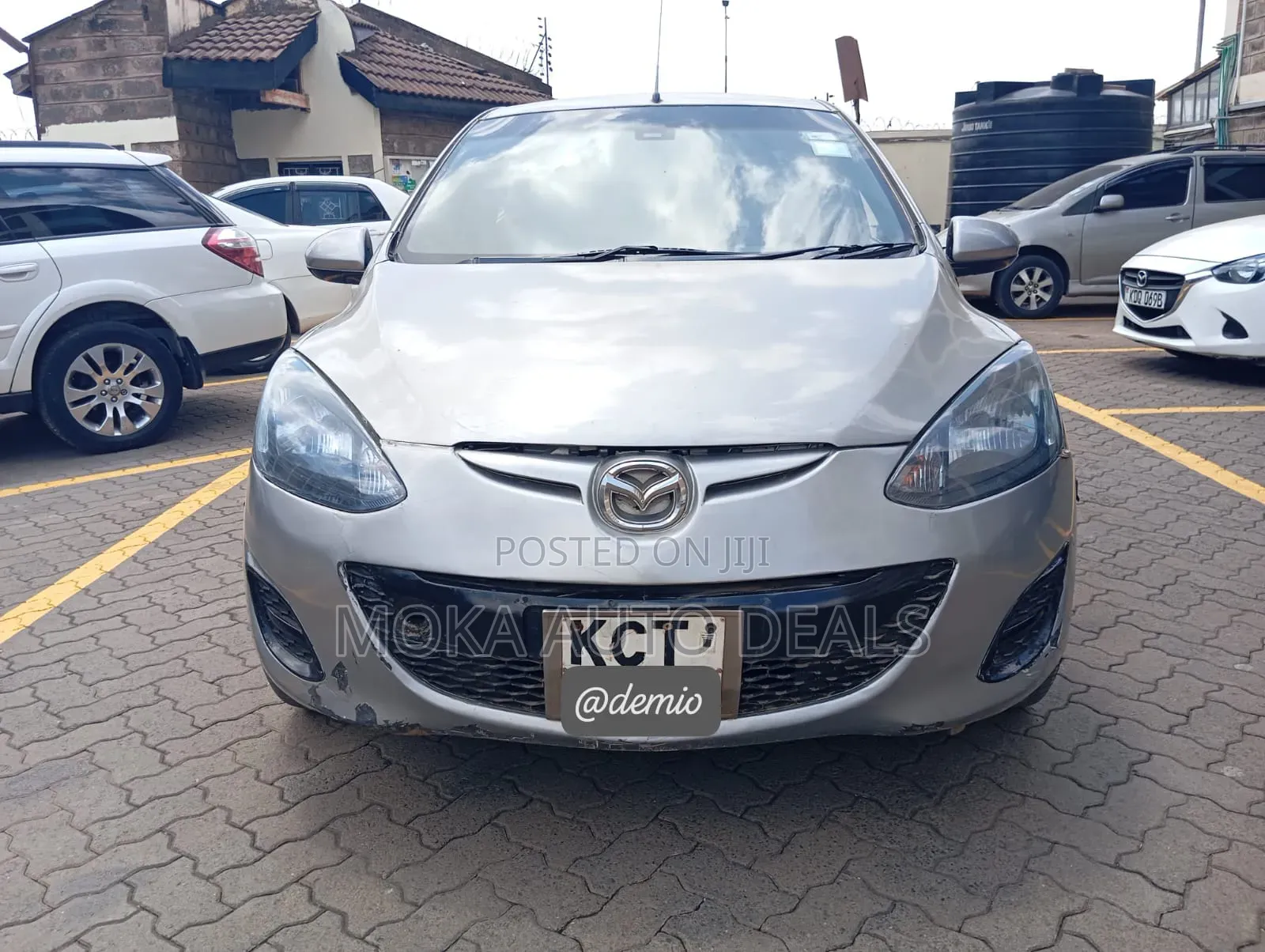 Mazda Demio 2011 Silver