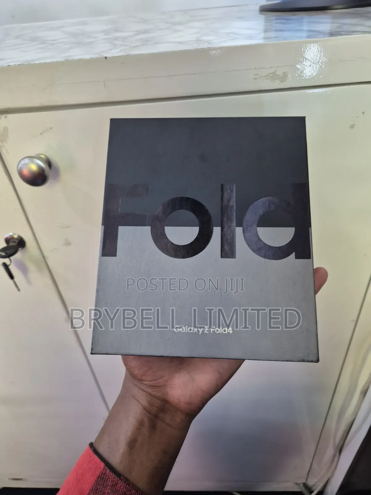 New Samsung Galaxy Z Fold4 1 TB Gold