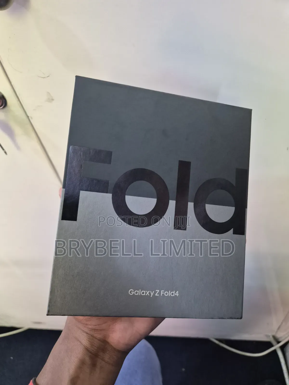 New Samsung Galaxy Z Fold4 1 TB Gold
