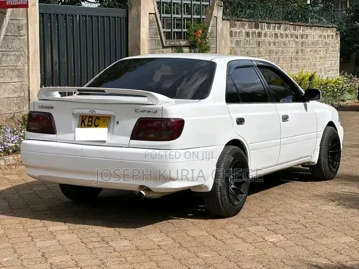 Toyota Carina 2001 White