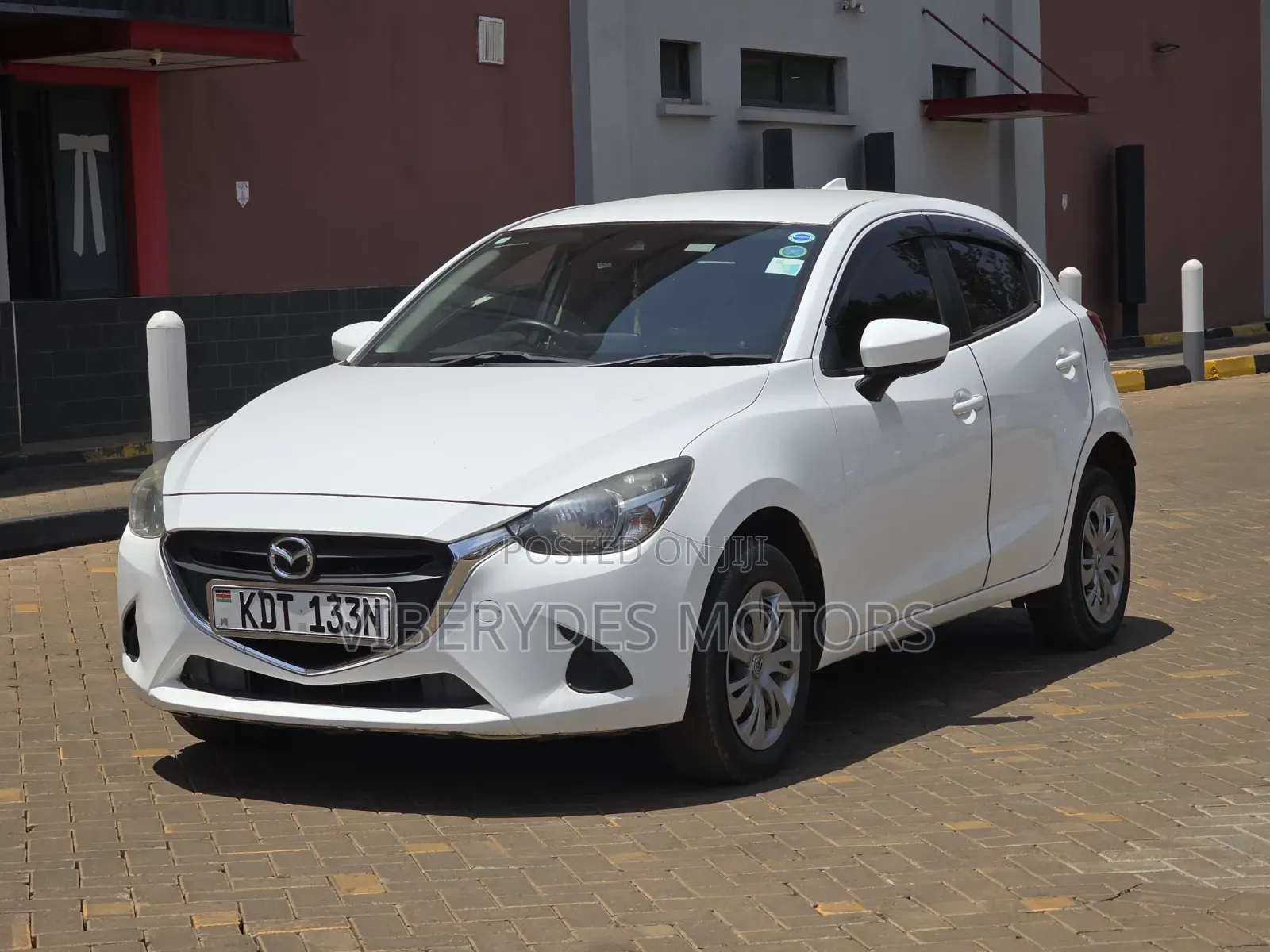 Mazda Demio 2018 White
