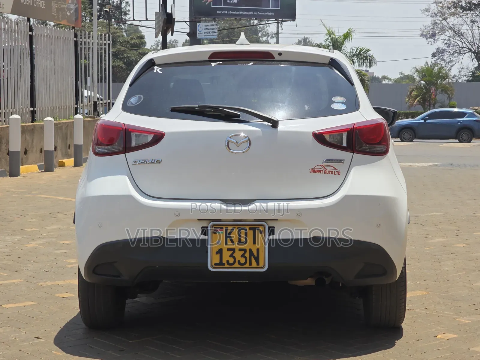 Mazda Demio 2018 White