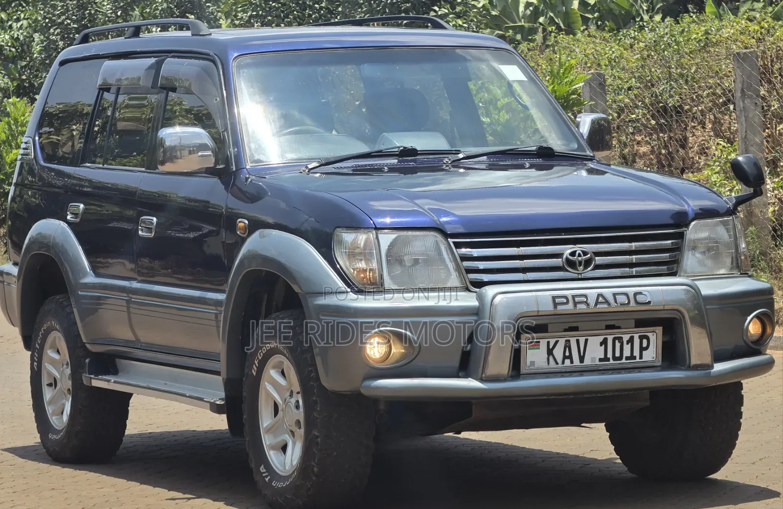 Toyota Land Cruiser Prado 2000 Blue