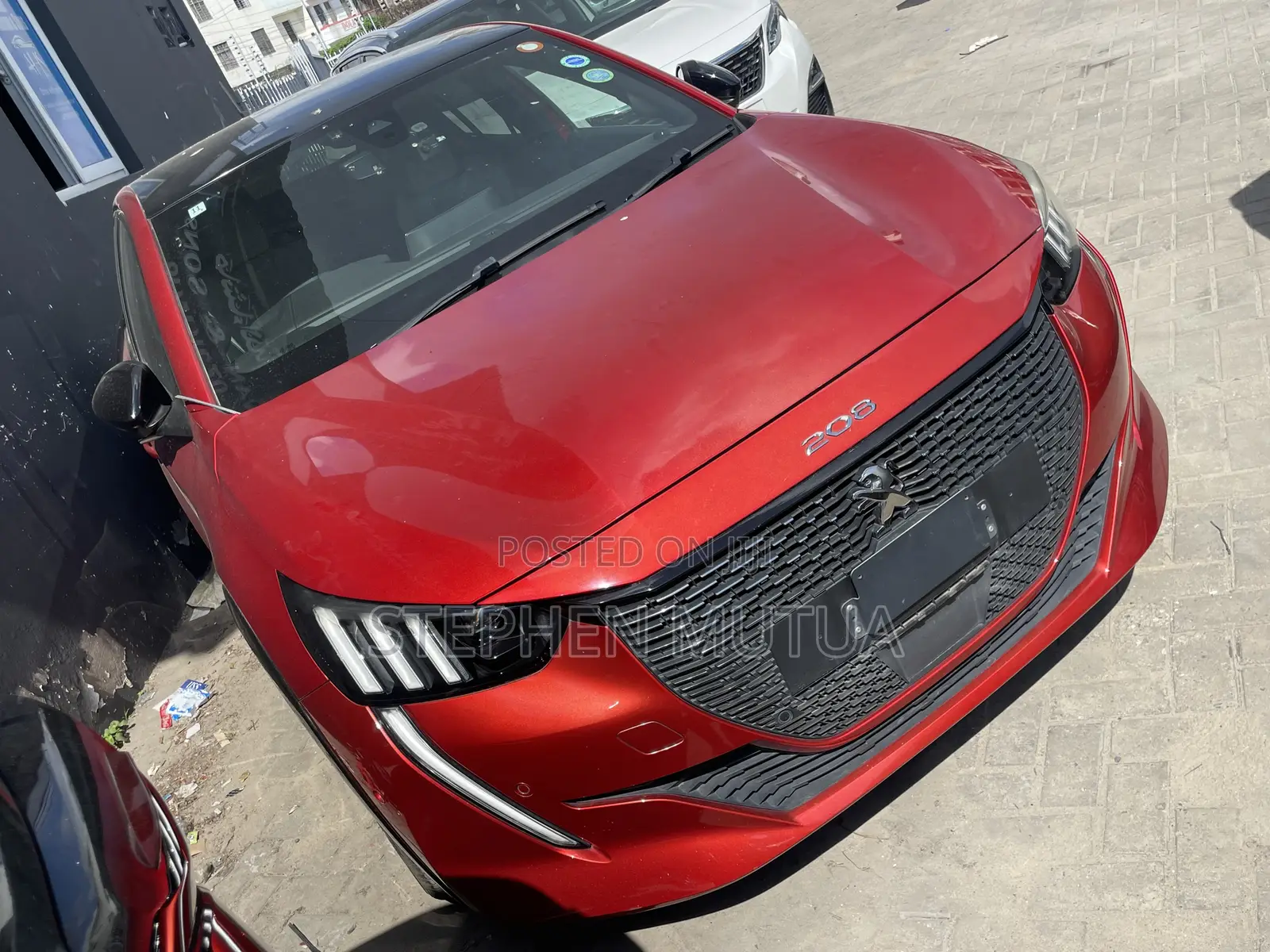 Peugeot 208 2021 Red