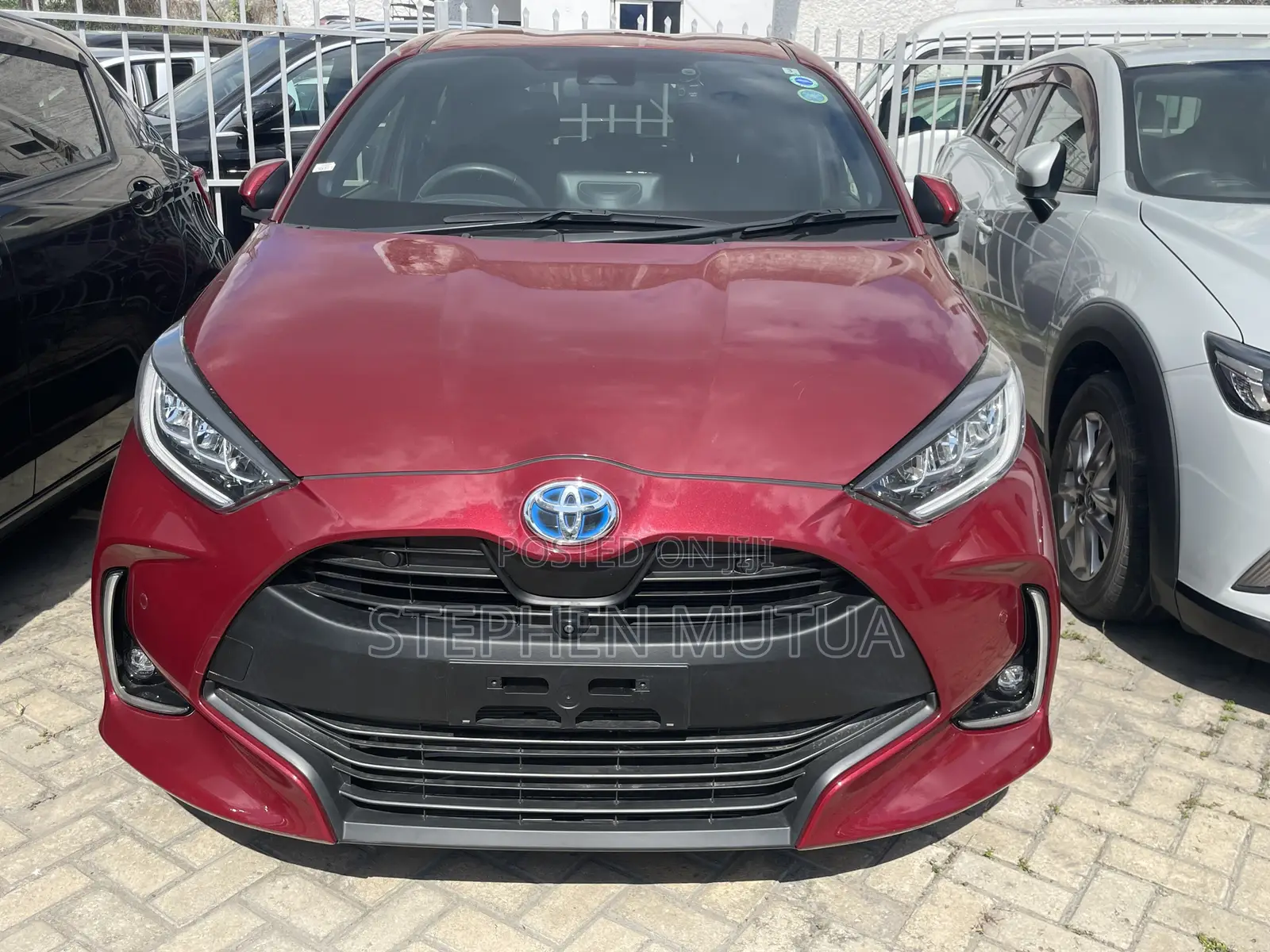Toyota Yaris 1.5 Sedan L 2020 Red