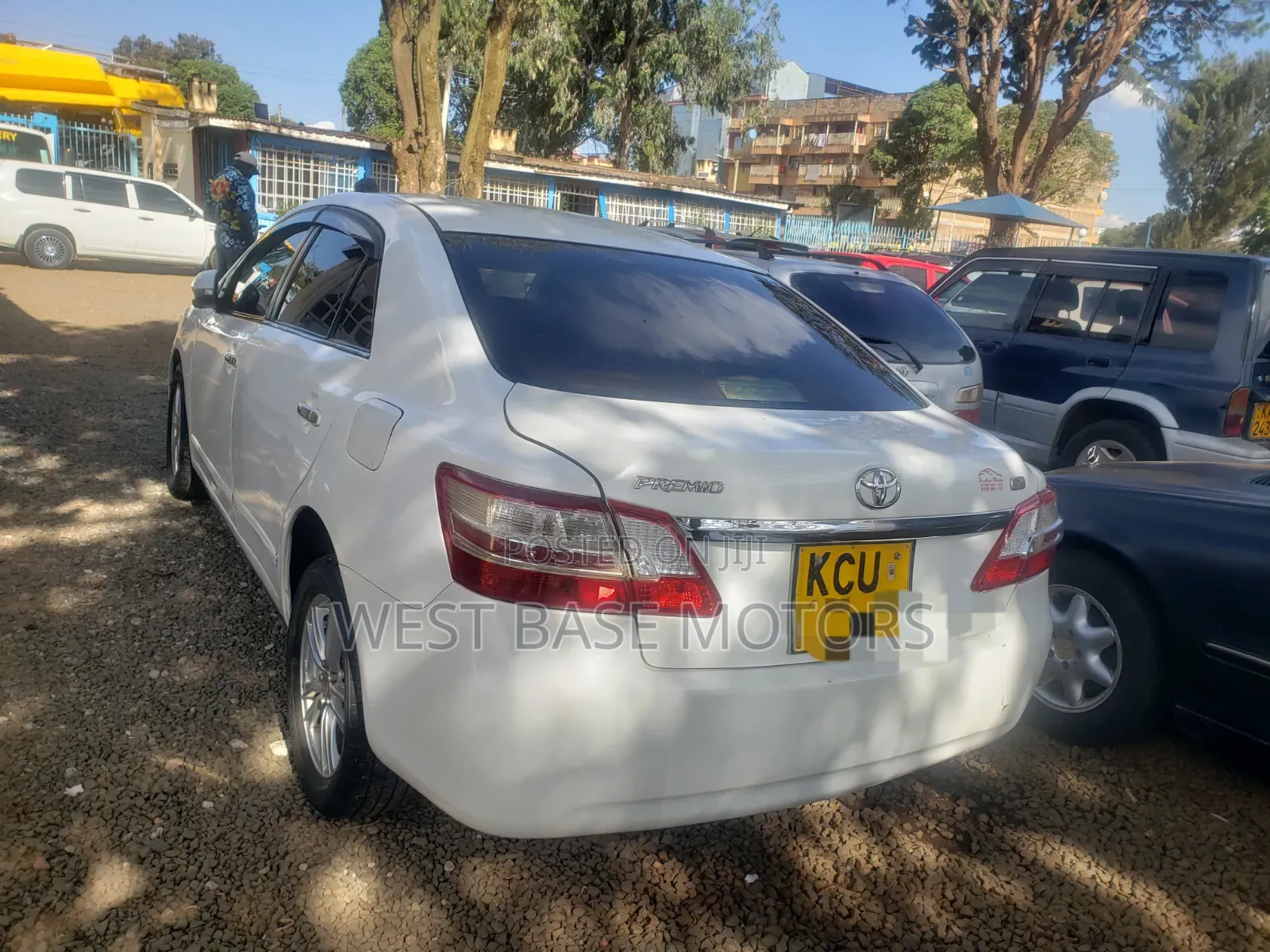 Toyota Premio 2013 White