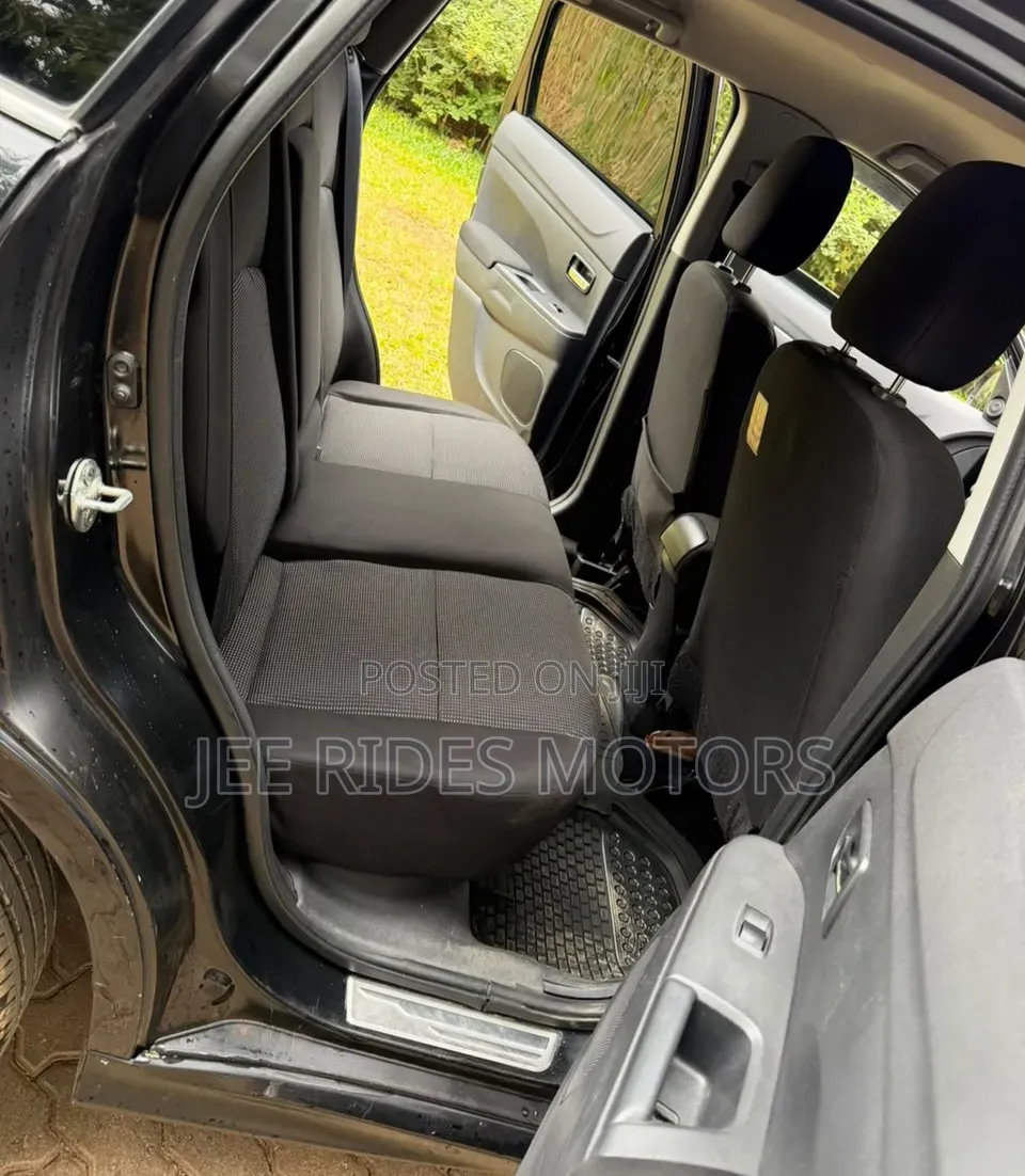 Mitsubishi RVR 2013 Matt Black