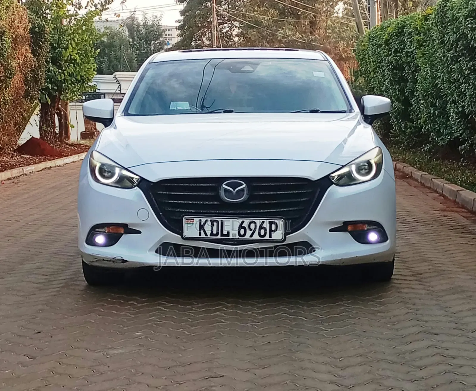 Mazda Axela 2016 White