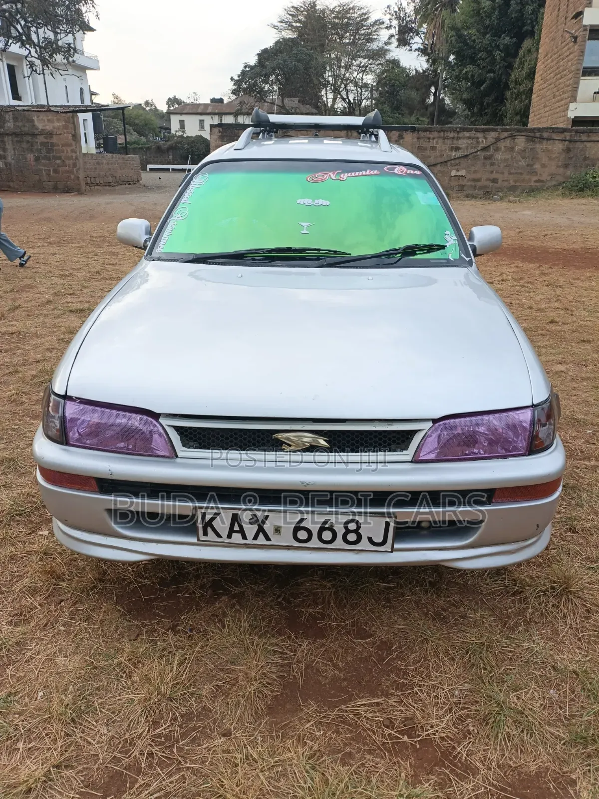 Toyota Corolla 1999 Silver