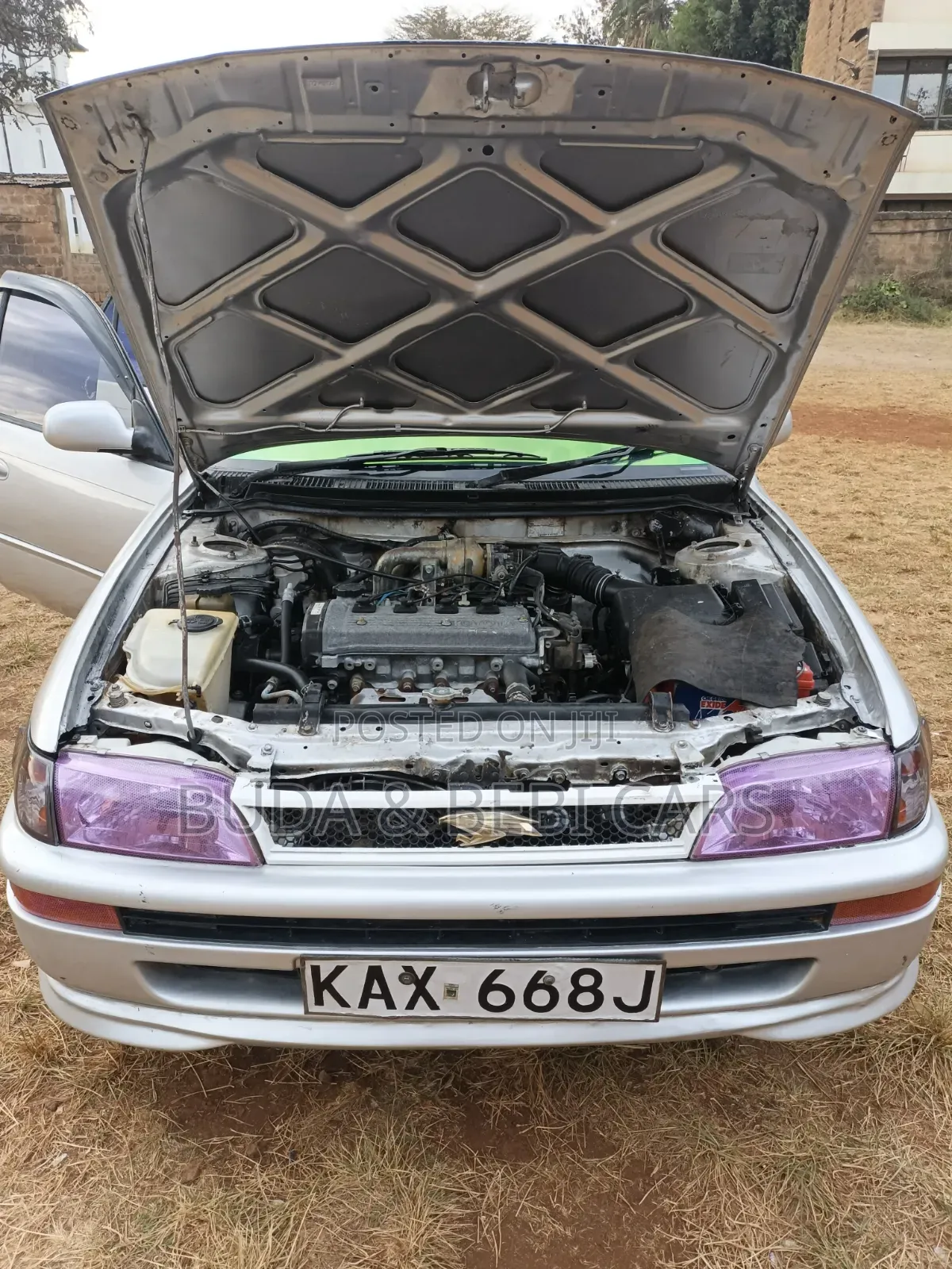 Toyota Corolla 1999 Silver