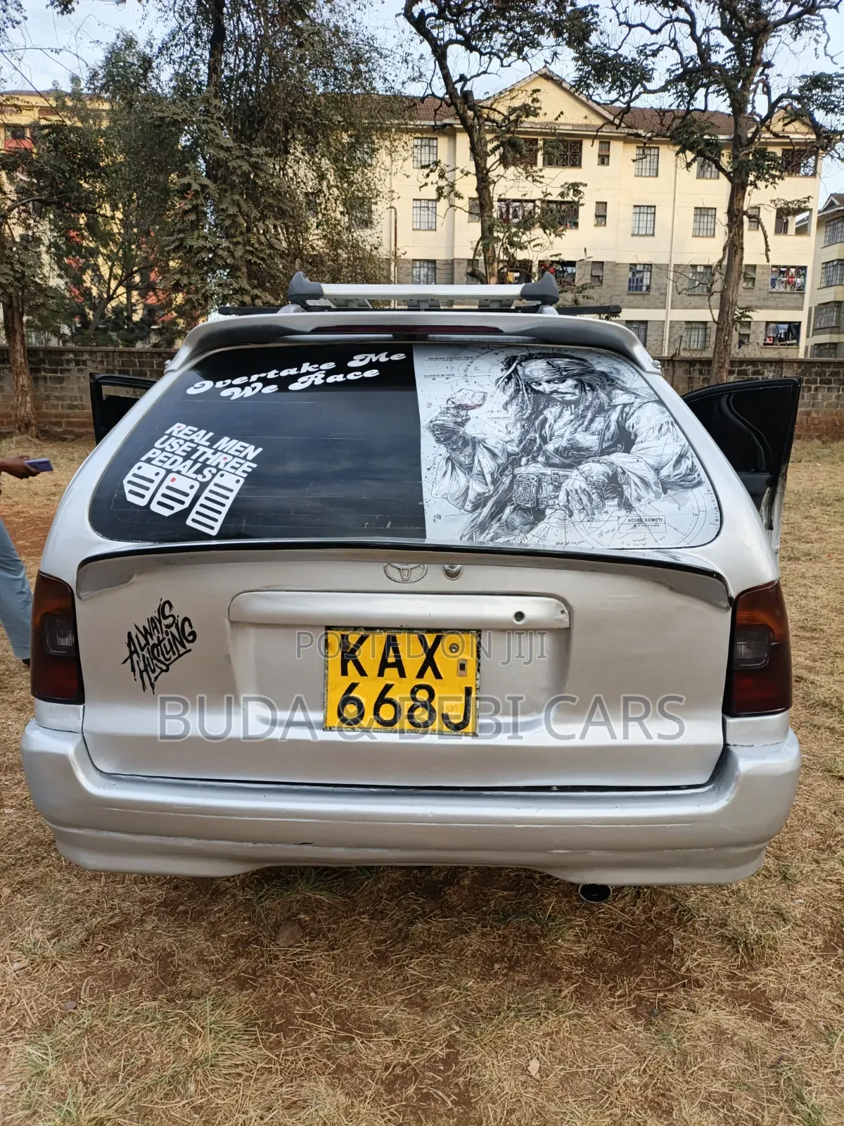 Toyota Corolla 1999 Silver