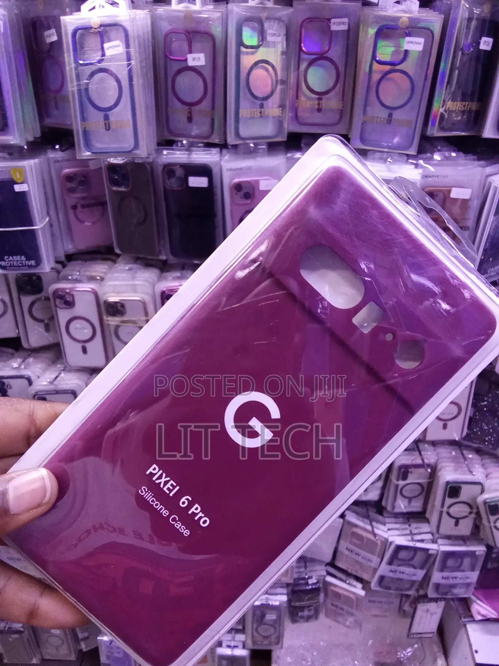 Google Pixel 6 Pro Liquid Silicone Case With Microfiber Lining -Maroon