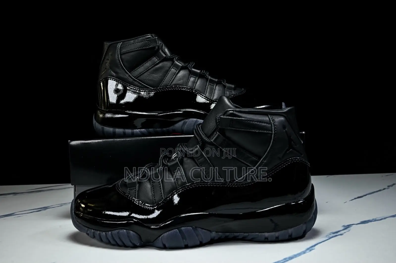 Jordan 11 Triple Black