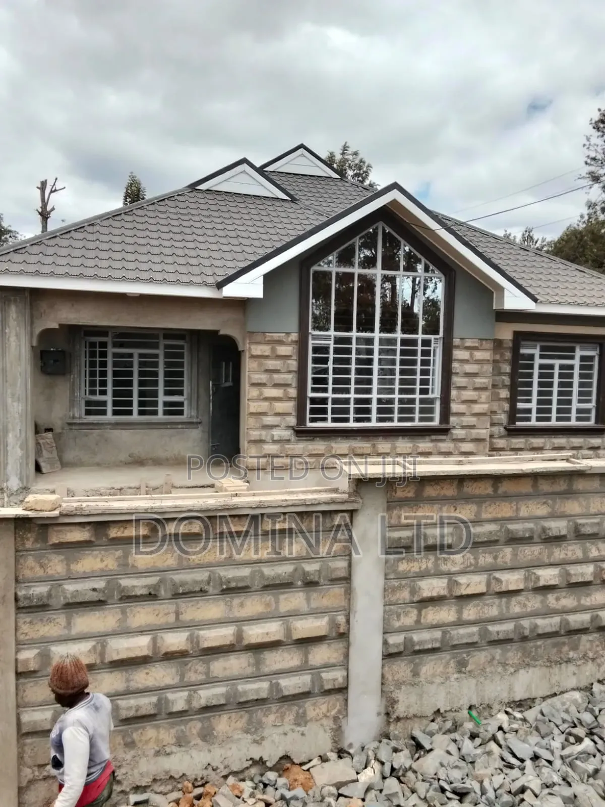3bdrm Bungalow in Mericho, Matasia for sale