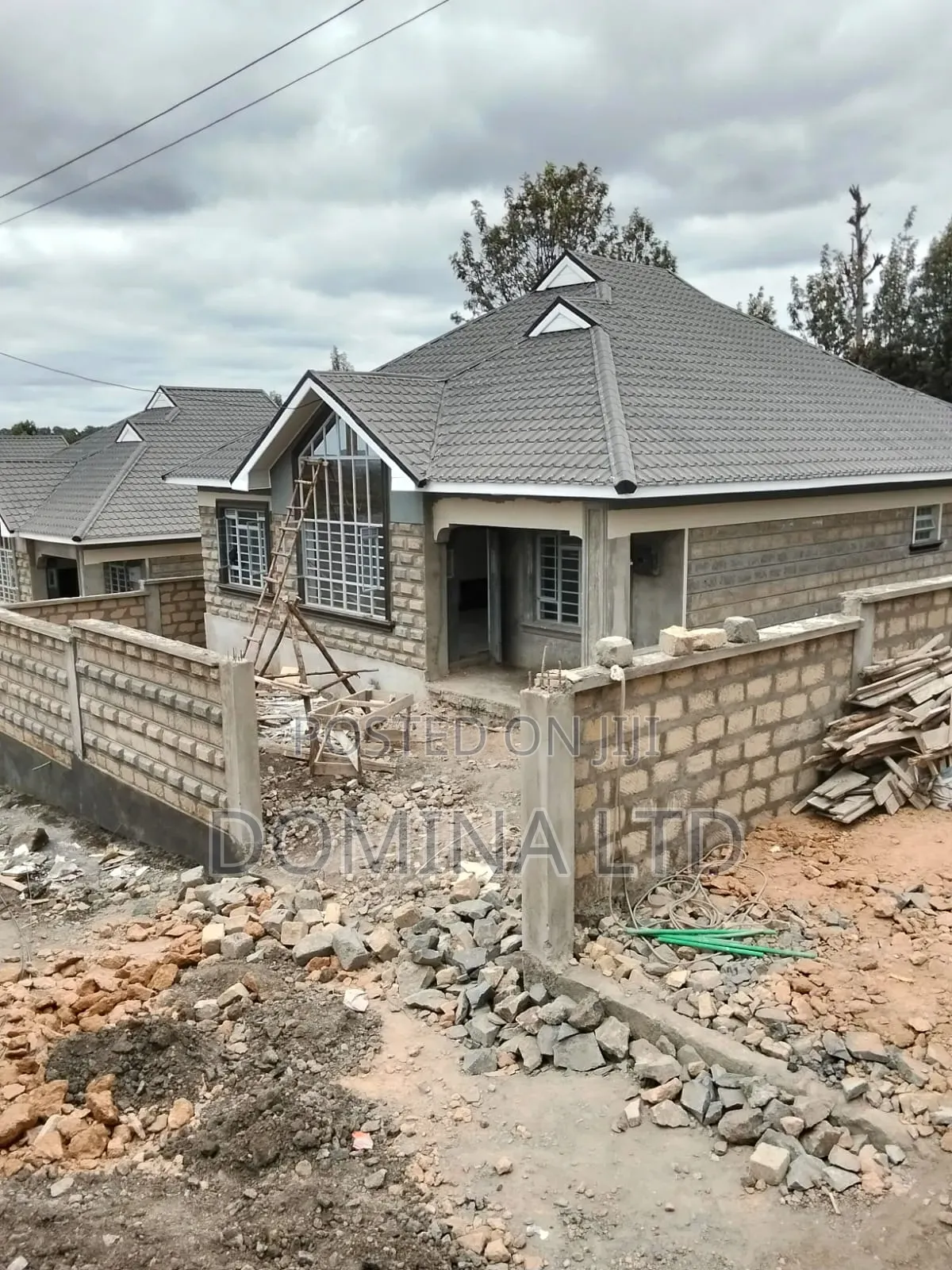 3bdrm Bungalow in Mericho, Matasia for sale
