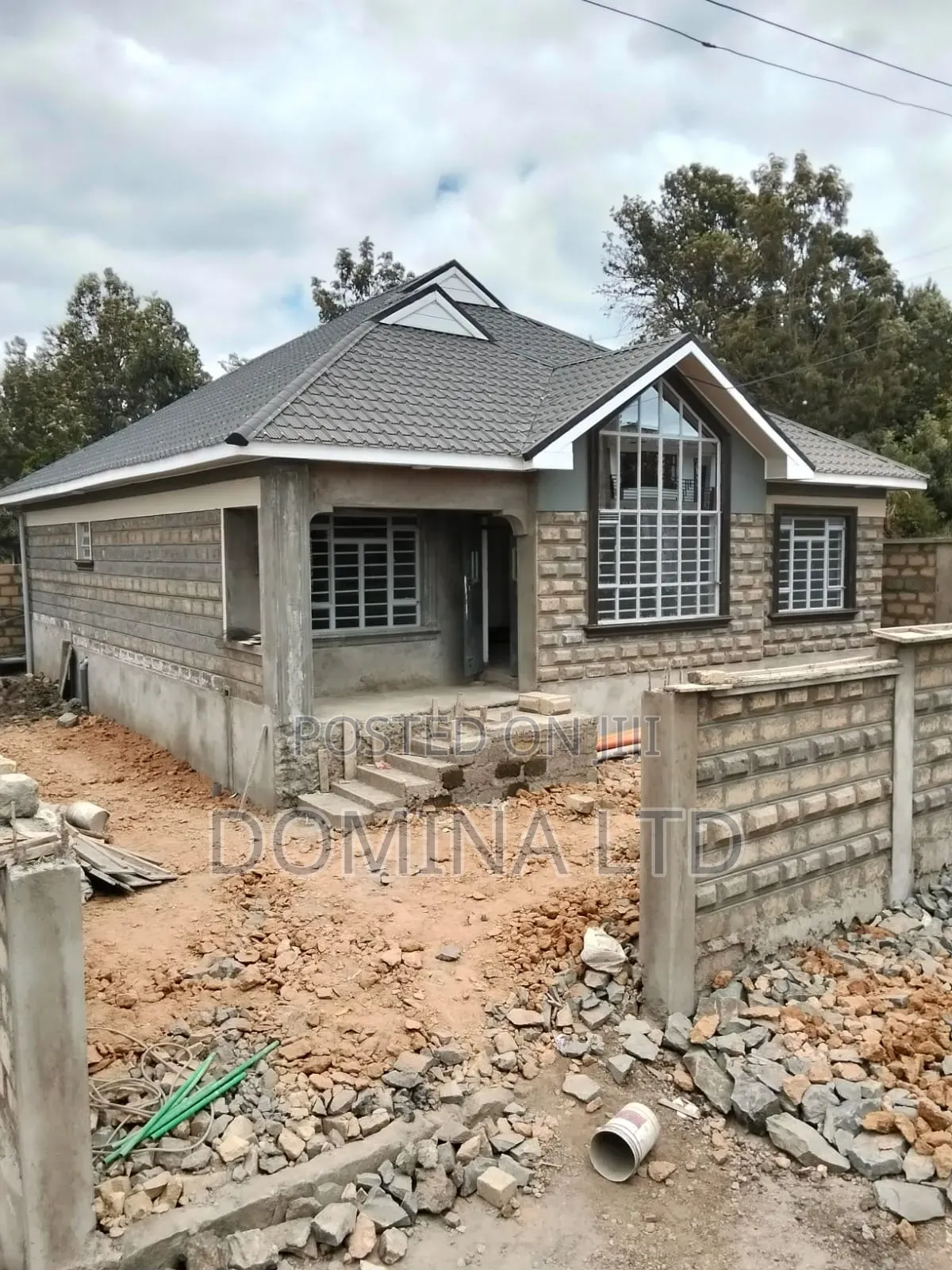 3bdrm Bungalow in Mericho, Matasia for sale