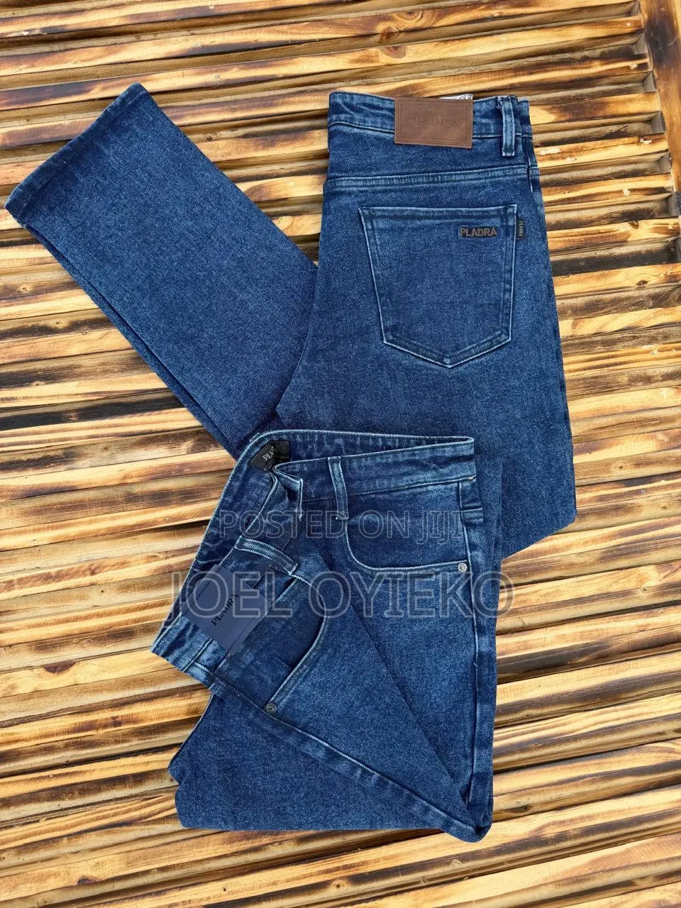Plain Jeans
