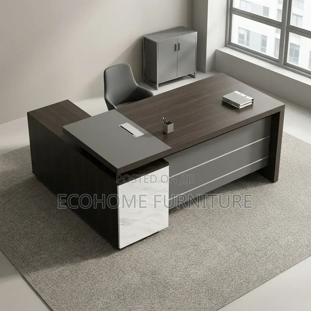 Modern Executive Office Desk – Premium Office Table