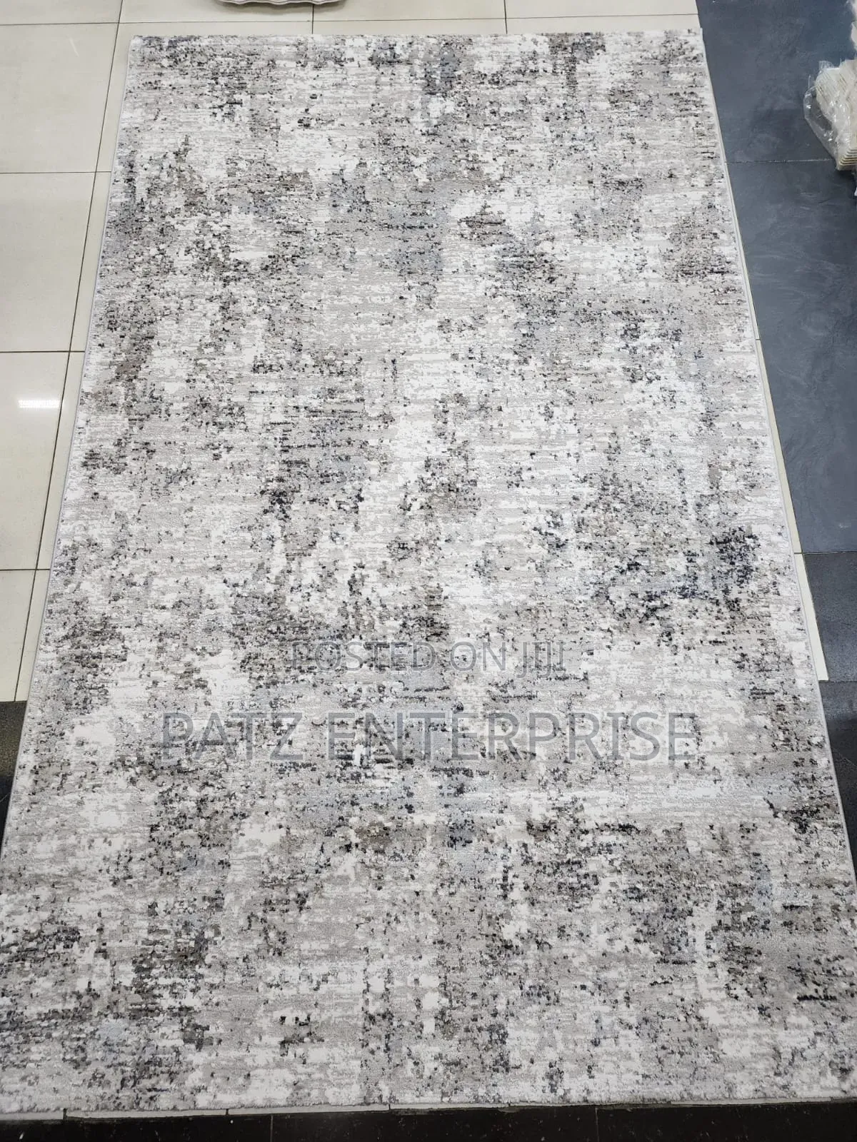 MilAt Turkish Carpet