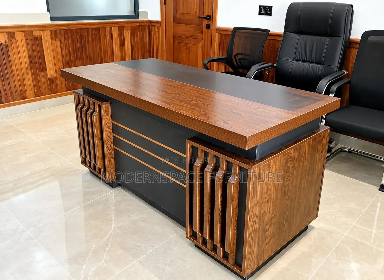Executive Modern Office Desk – Premium Wooden Finish