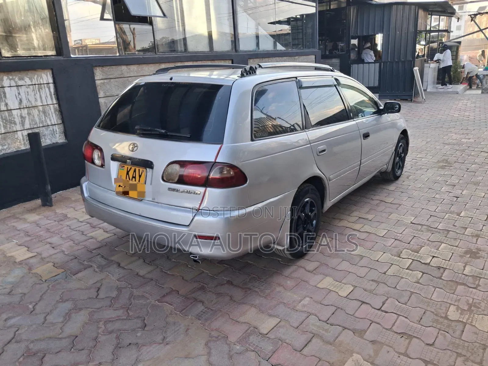 Toyota Caldina 2000 Silver