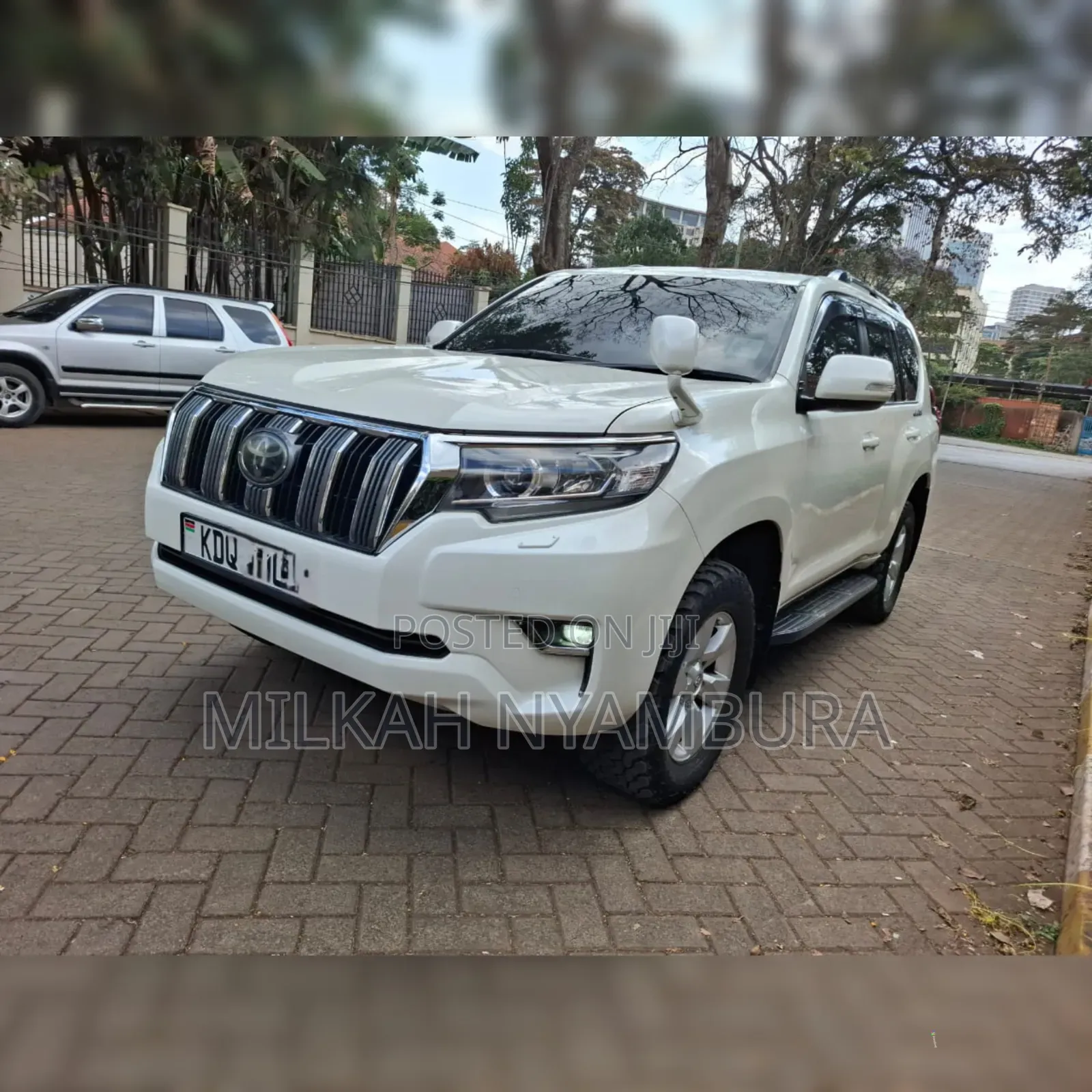 Toyota Land Cruiser Prado 2018 White