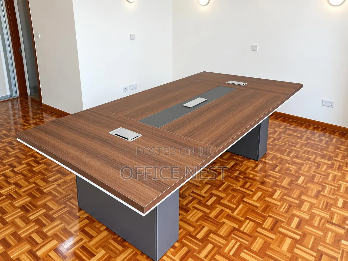 Executive Boardroom Conference Table – Modern Office Meeting Table