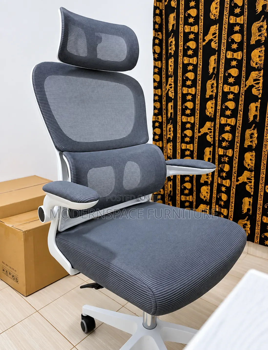 Premium Ergonomic Office Chair– Executive Reclining Chair