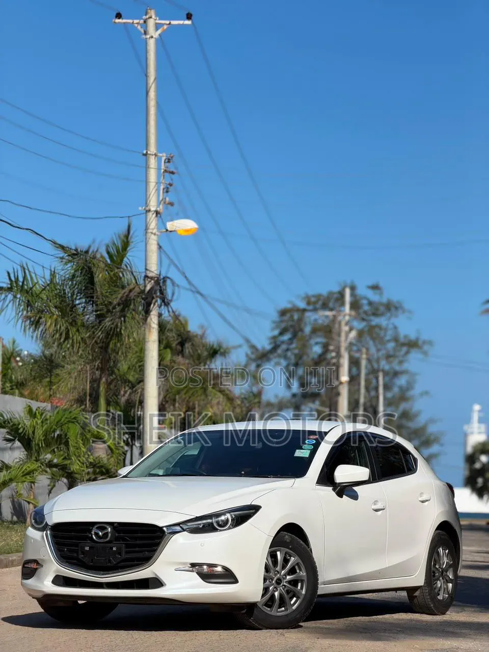 Mazda Axela 2019 White