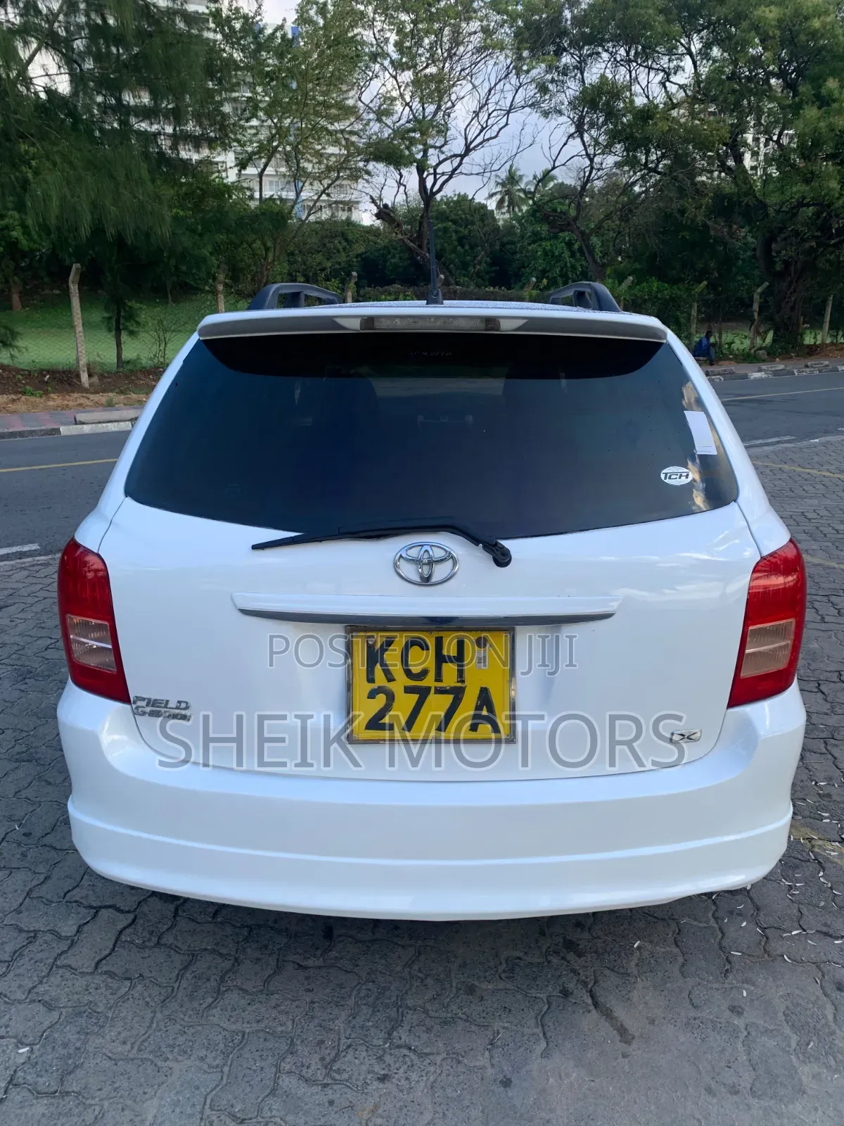 Toyota Corolla Fielder 2009 White