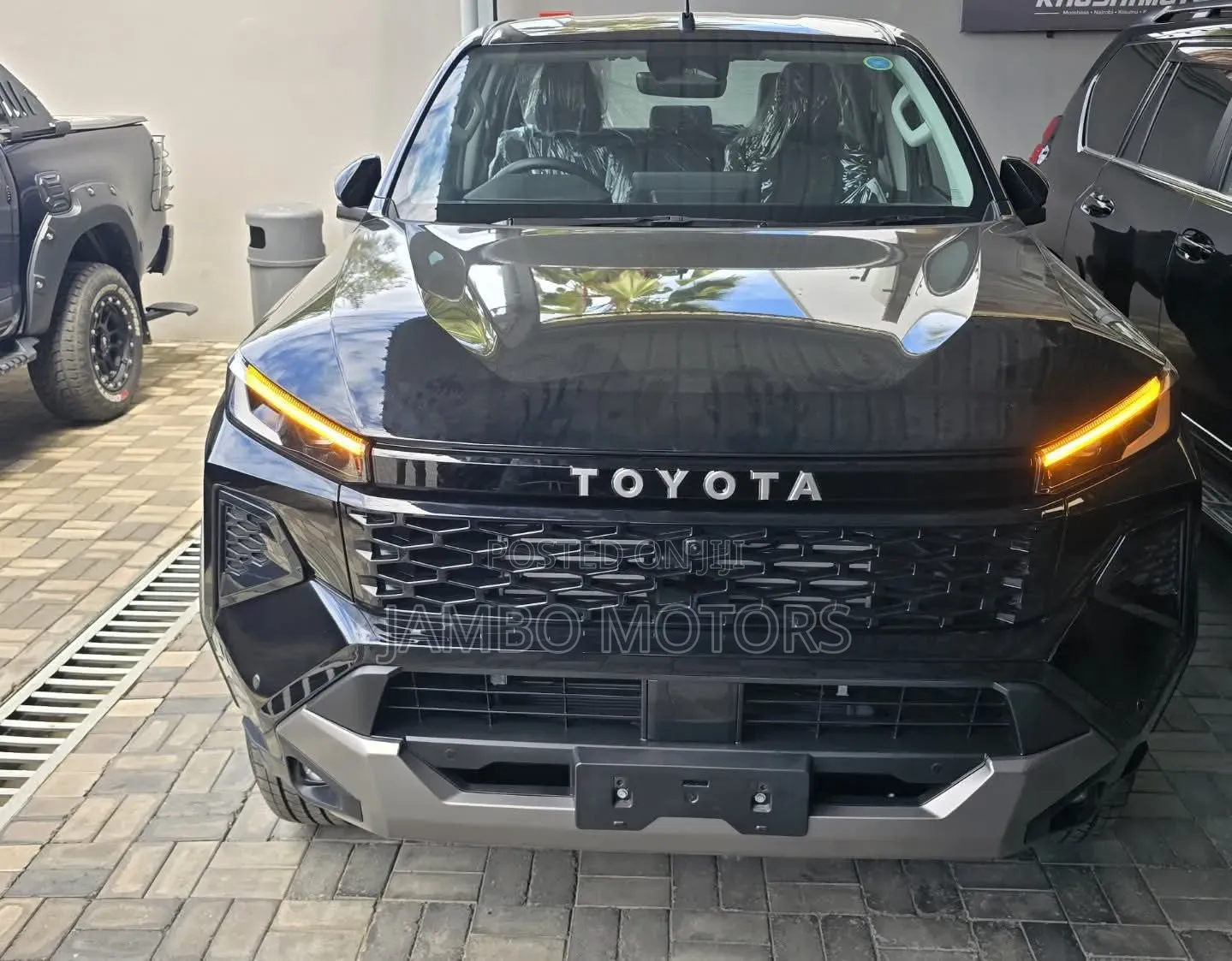 New Toyota Hilux Active (Diesel) 2026 Black