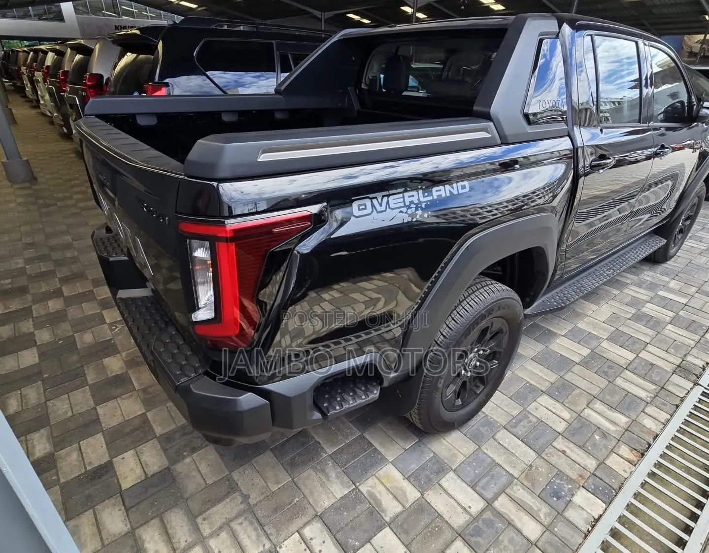 New Toyota Hilux Active (Diesel) 2026 Black