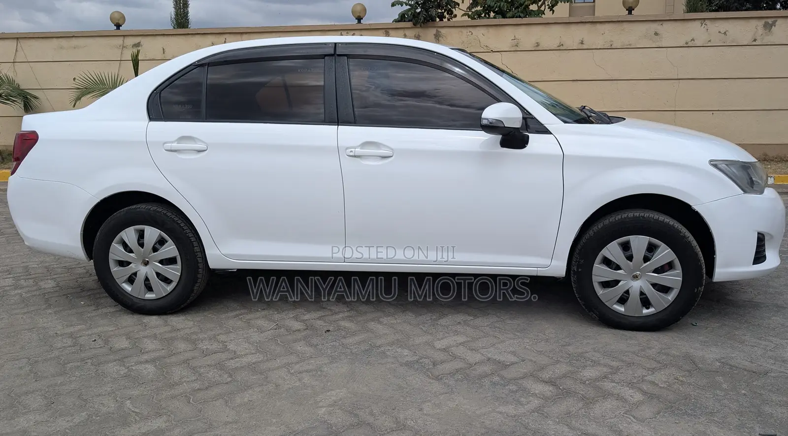 Toyota Axio 2013 White