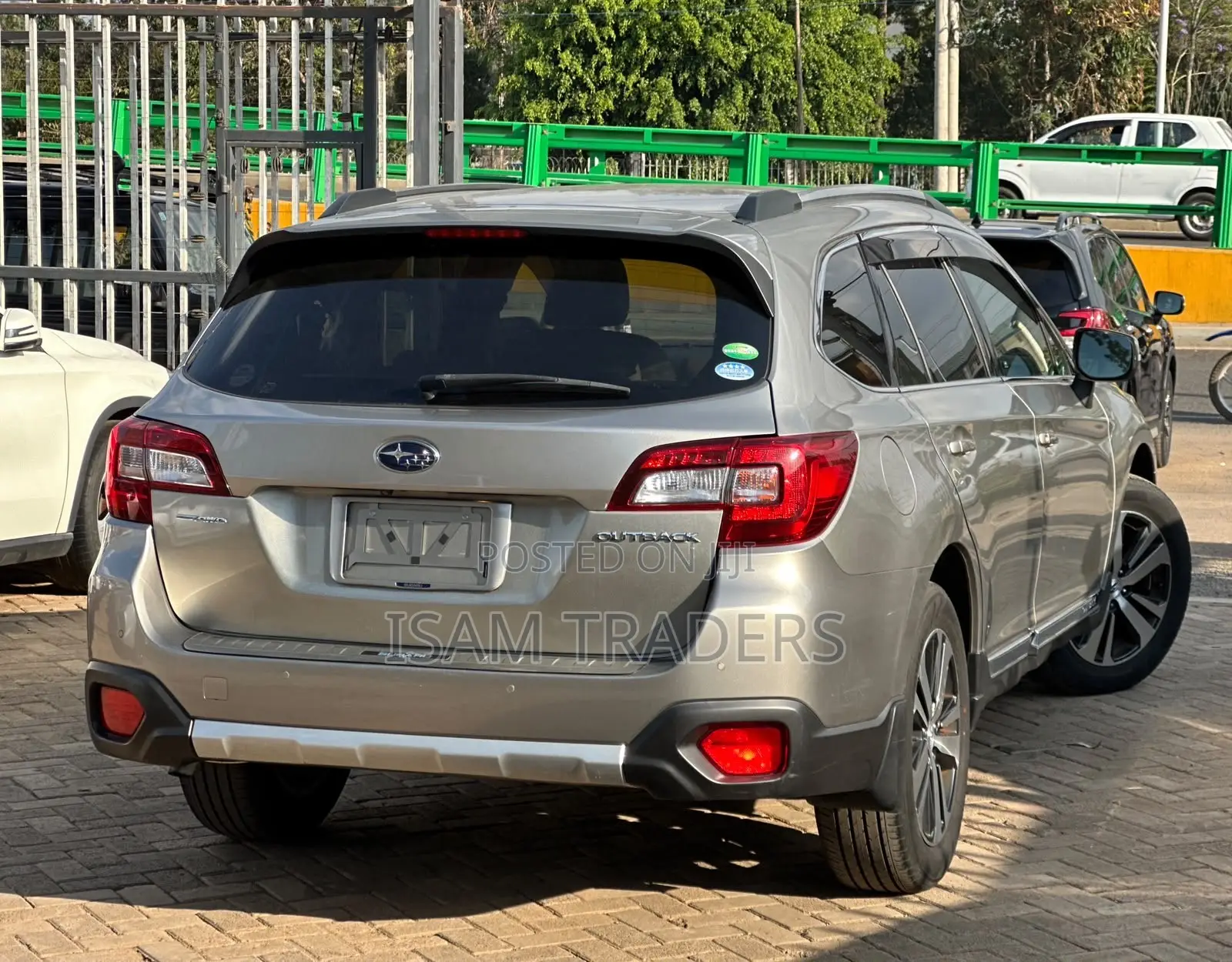 Subaru Outback 2.5i AWD 2019 Gold