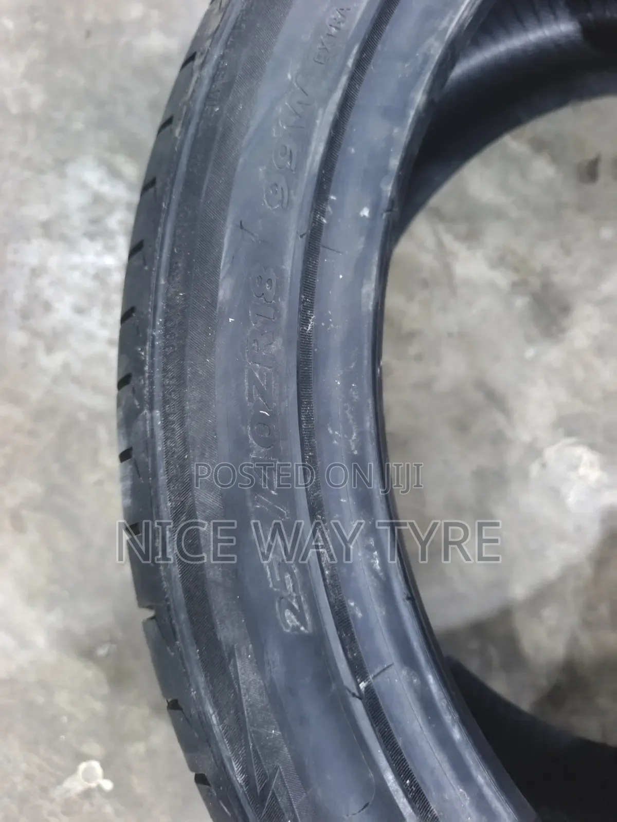 255/40r18 Durun