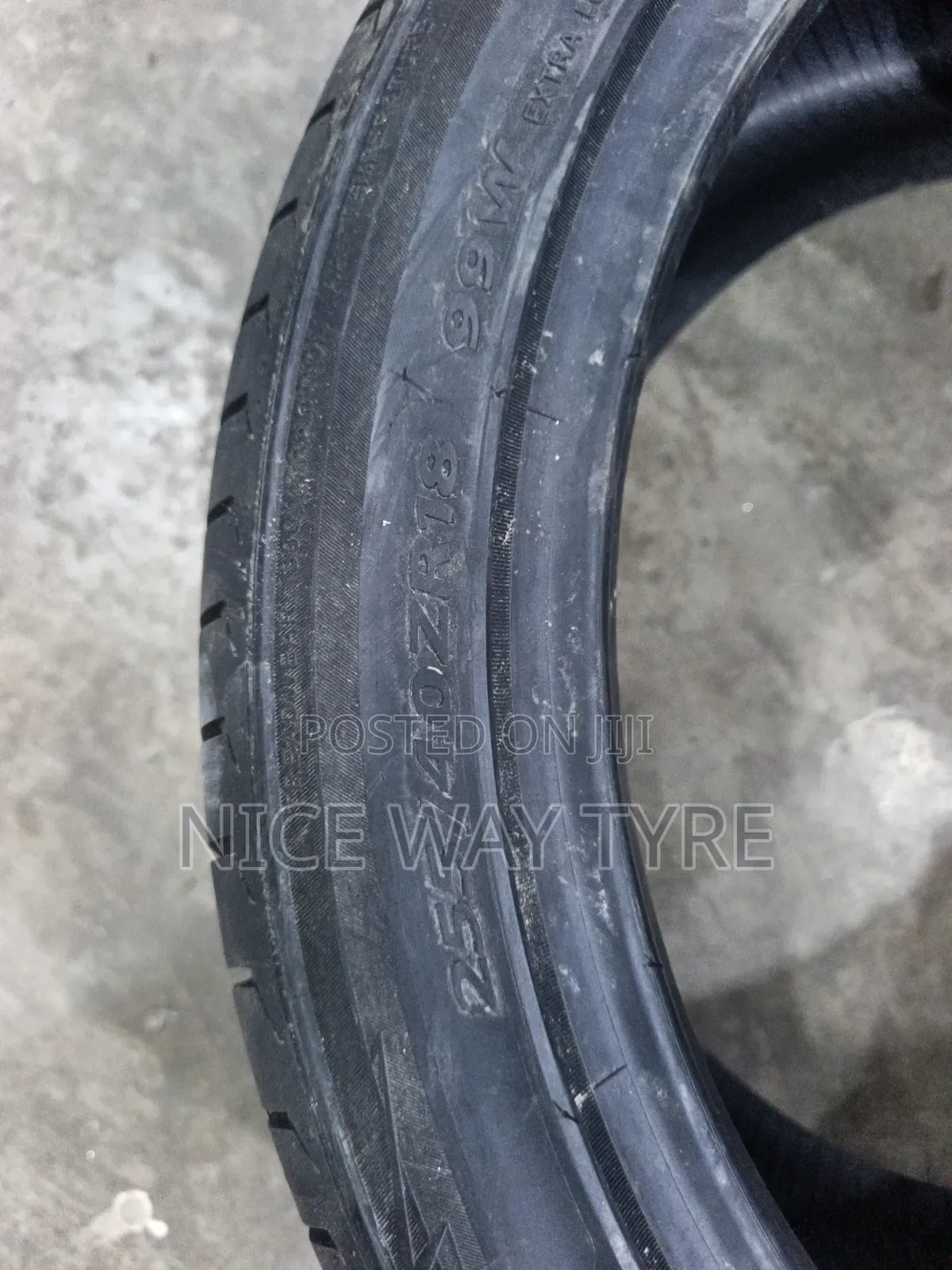 255/40r18 Durun