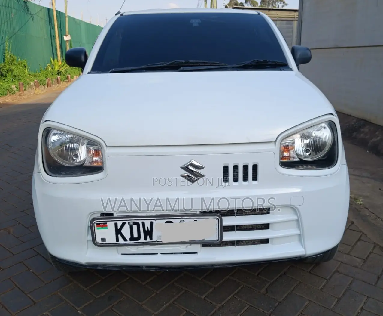 Suzuki Alto 2018 White