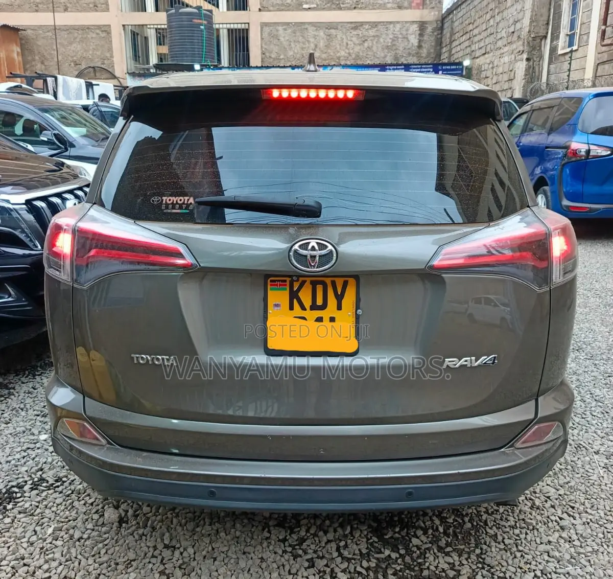 Toyota RAV4 2017 Gray