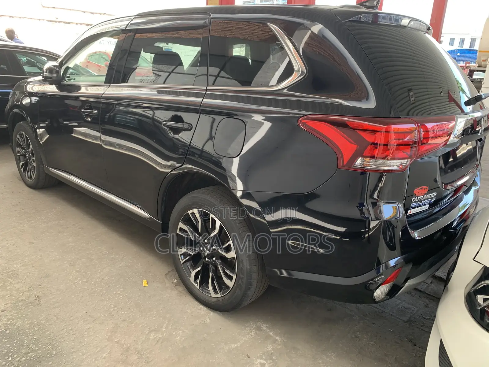 Mitsubishi Outlander 2.4 PHEV AWD 2019 Black